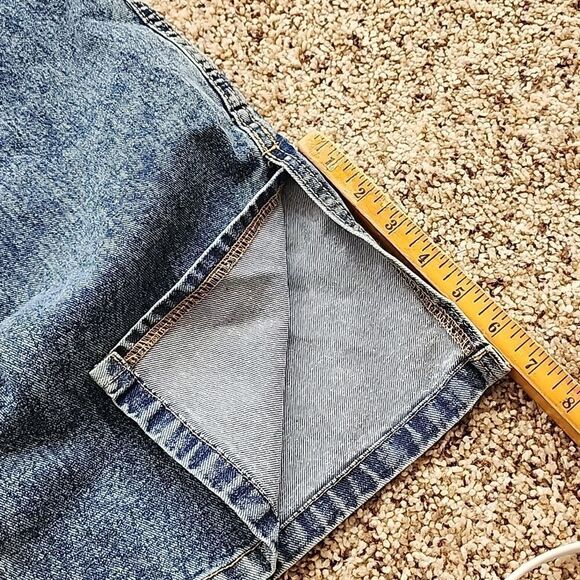 Wide Leg Flare Jeans Size 4 Vintage Wash NWT - Picture 6 of 7